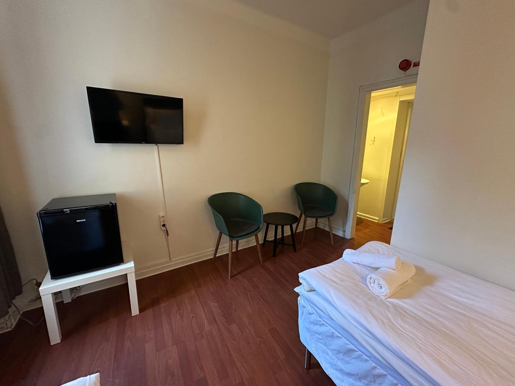 Vattengraendens Vandrarhem & Hotel Norrköping Extérieur photo